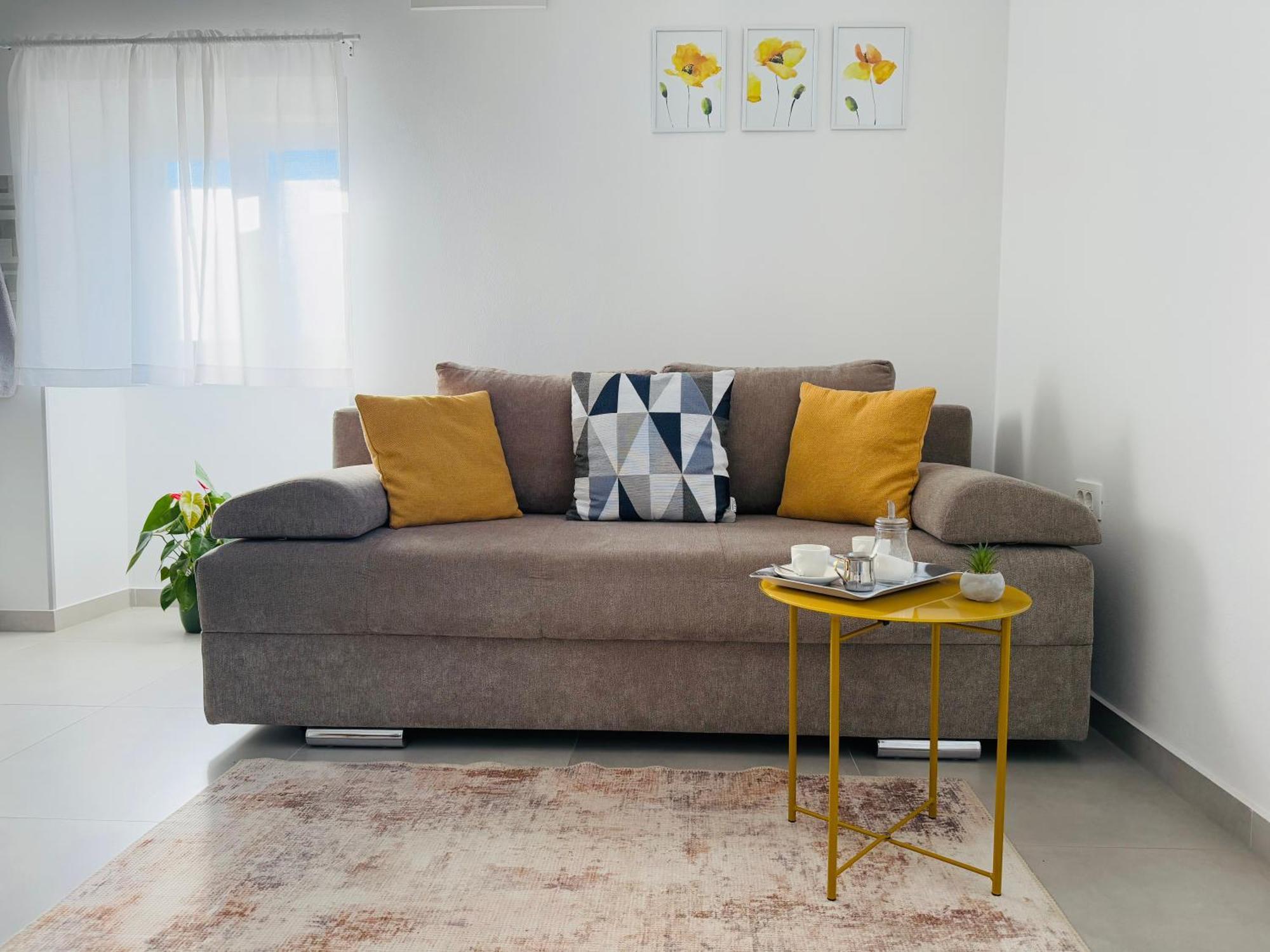 Apartment Erika - For 2 Near The Beach Pula Exterior photo